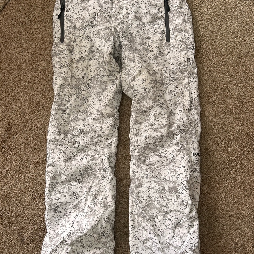 Women’s White Camo Pants